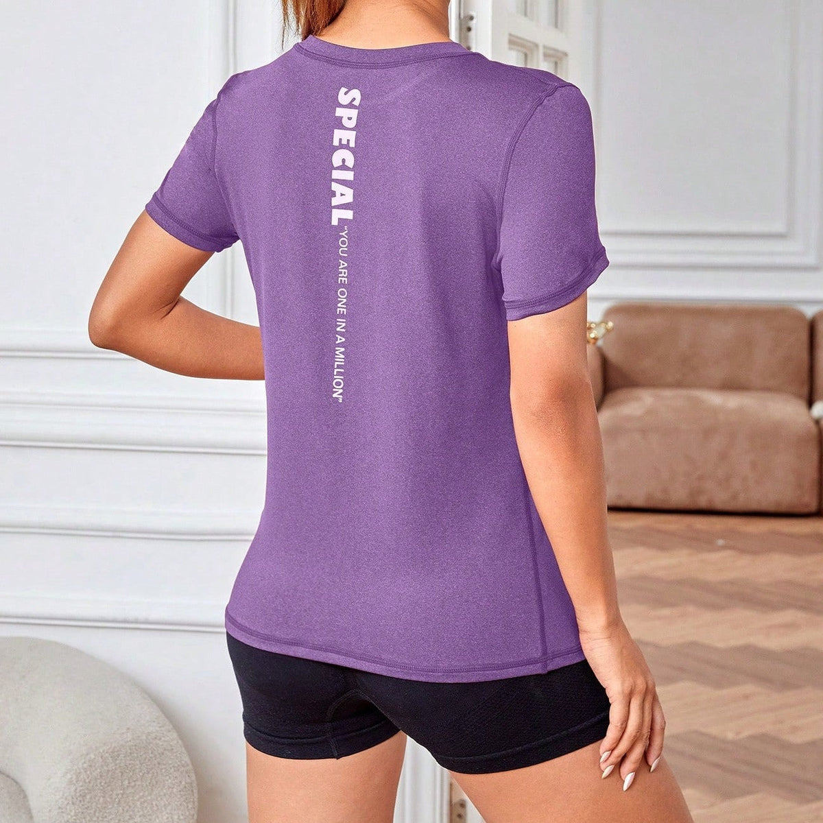 Camiseta Feminina esportiva Gola Redonda Daian