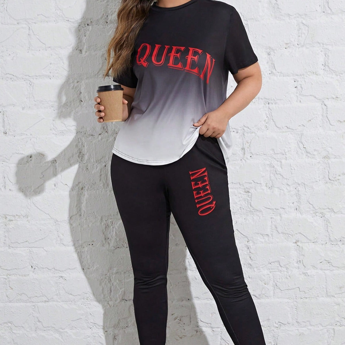 Conjunto Feminino esportivo Manga Regular Gola Redonda Queen. Plus Size