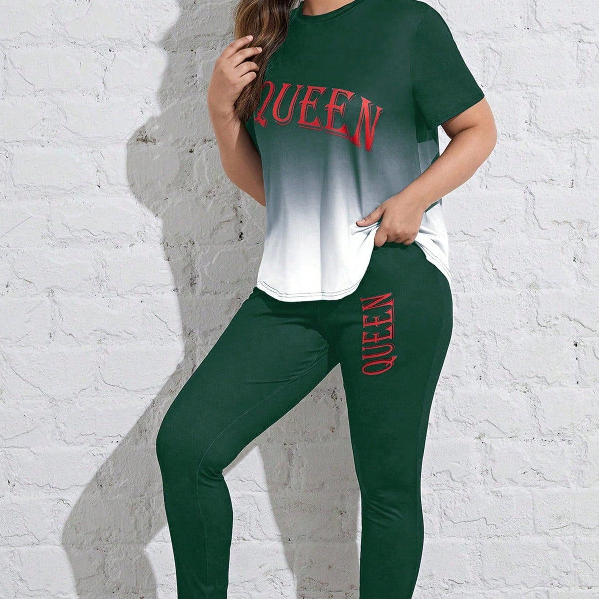 Conjunto Feminino esportivo Manga Regular Gola Redonda Queen. Plus Size