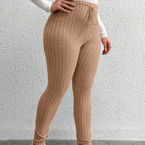 Legging Feminina Listrada com cordão Alanis. Plus Size