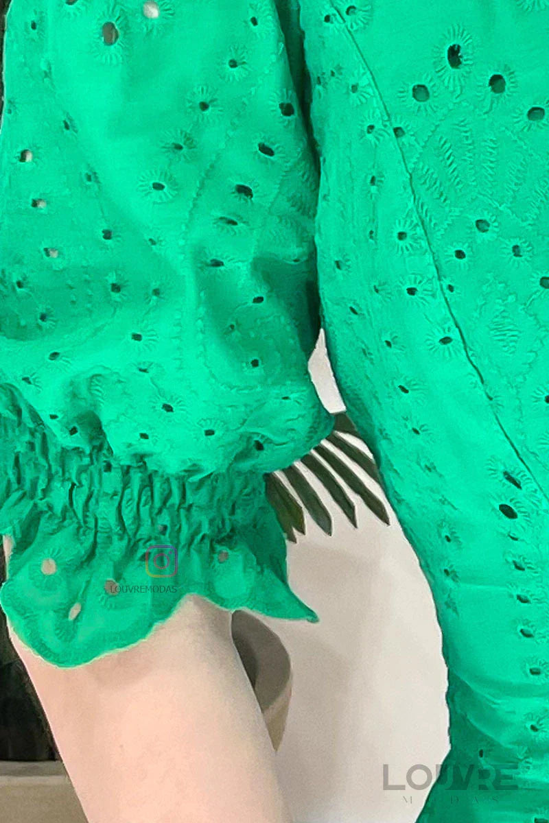 Vestido Verde em Laise de Algodão Bordado forrado